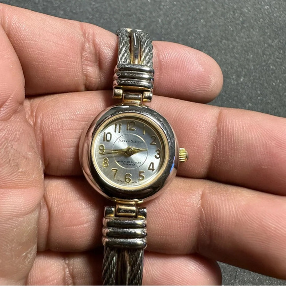 Jaclyn Smith Ladies Quartz Watch Silver/Gold Tone Stretch Band JS3165 Working - Picture 1 of 9